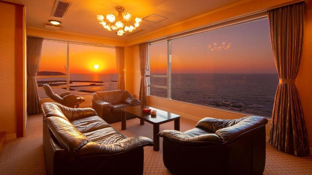 Hotel Areaone Banjinmisaki Кашивазаки Екстериор снимка